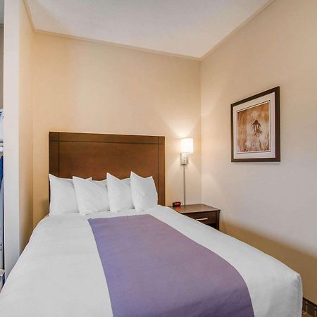 Quality Inn & Suites Kindersley Extérieur photo